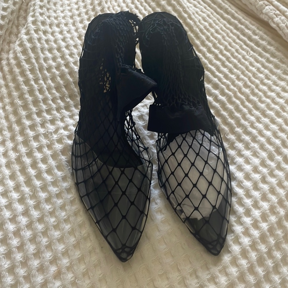 Black net heels